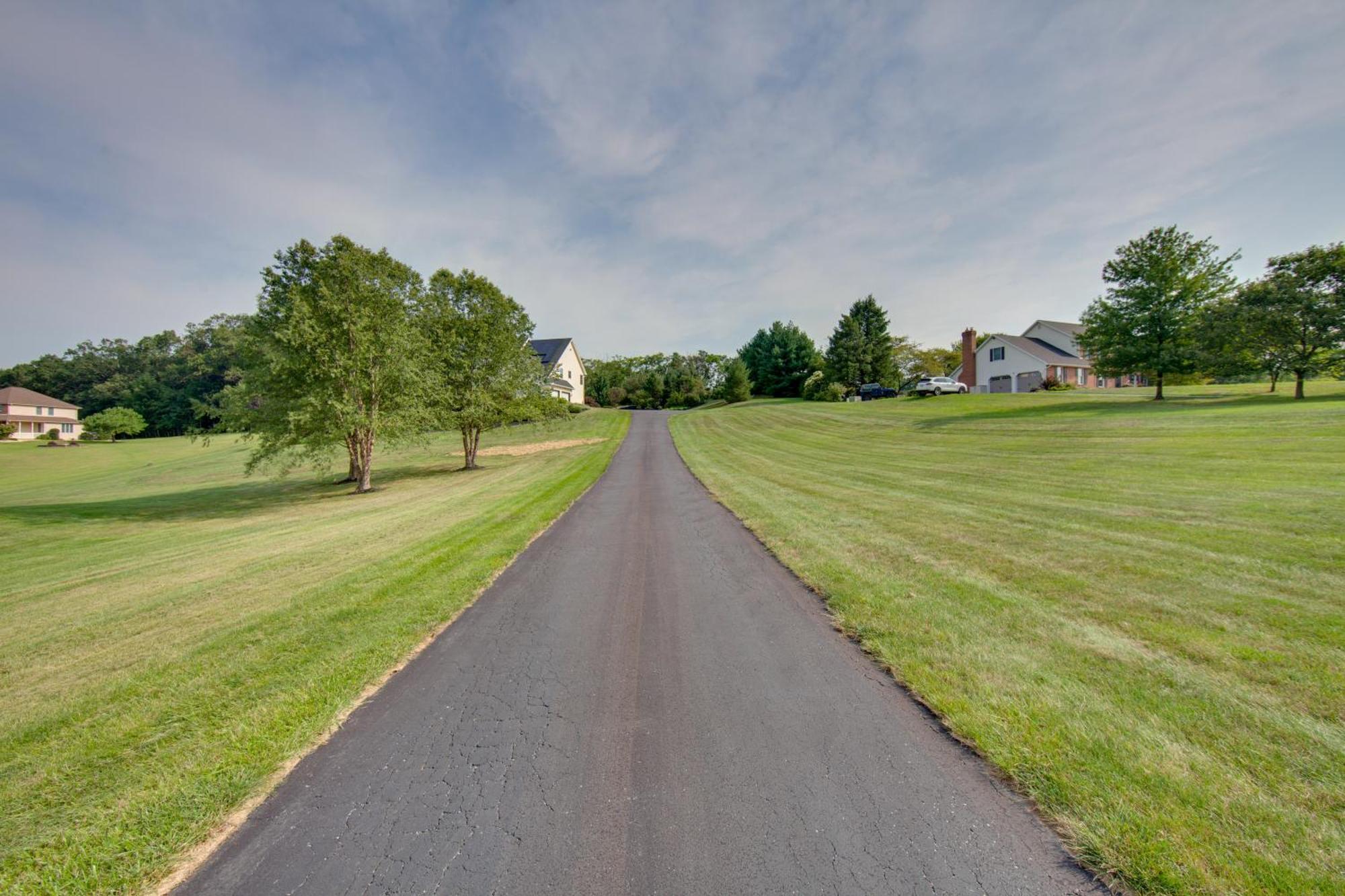 Hummelstown Hideaway With Game Room And Large Yard! エクステリア 写真